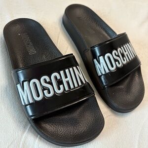 Moschino slides